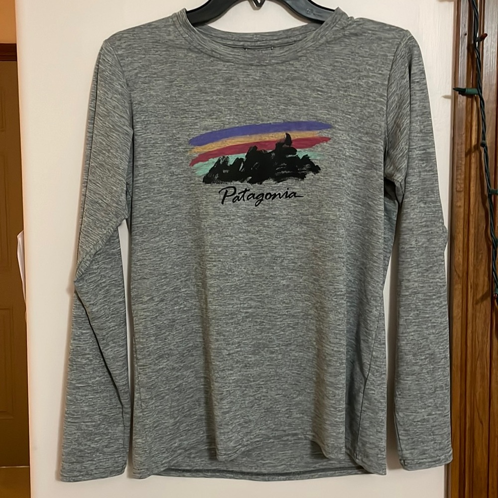 Grey Dry Fit Patagonia Shirt